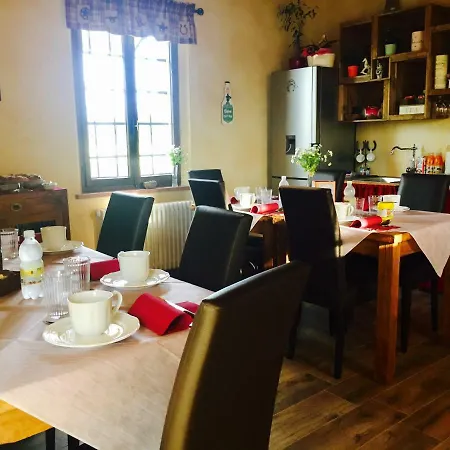 בית הארחה La 104 Western House *